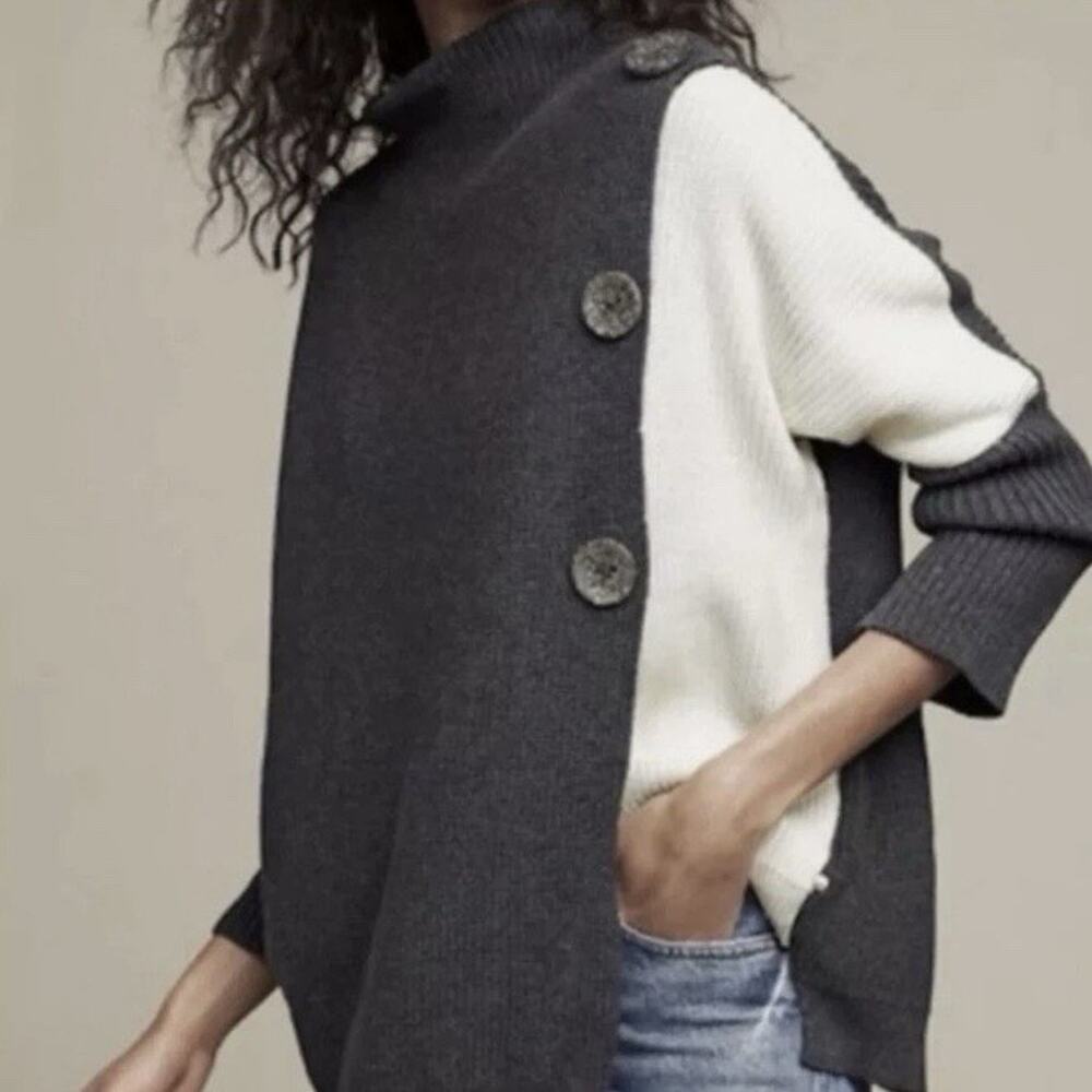 NEON BUDDHA Women Solstice BIG BUTTON Gray White Sweater Lagenlook M